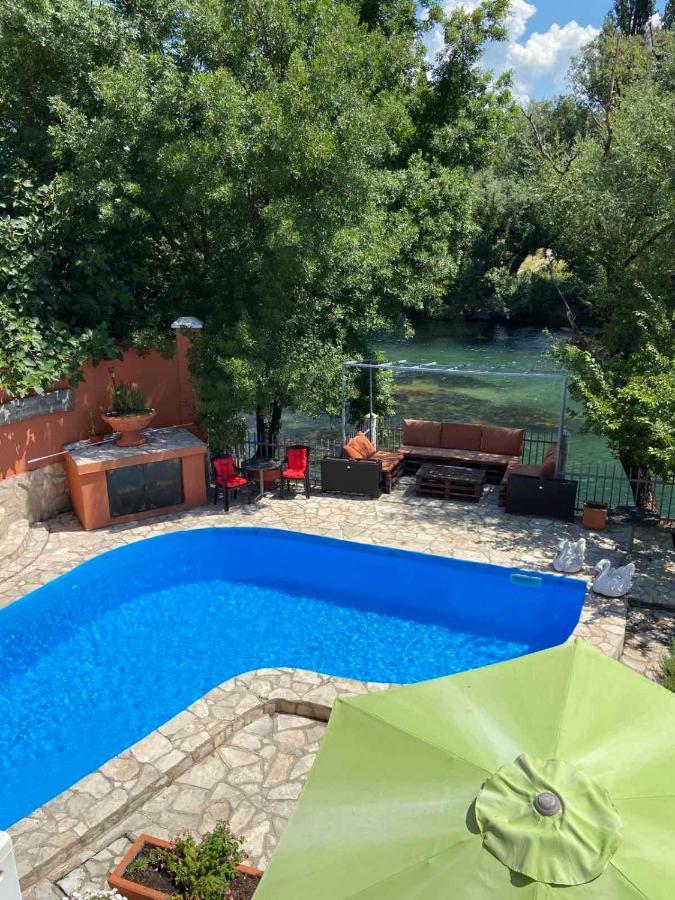 Private Riverside Villa Silvia Μόσταρ Εξωτερικό φωτογραφία