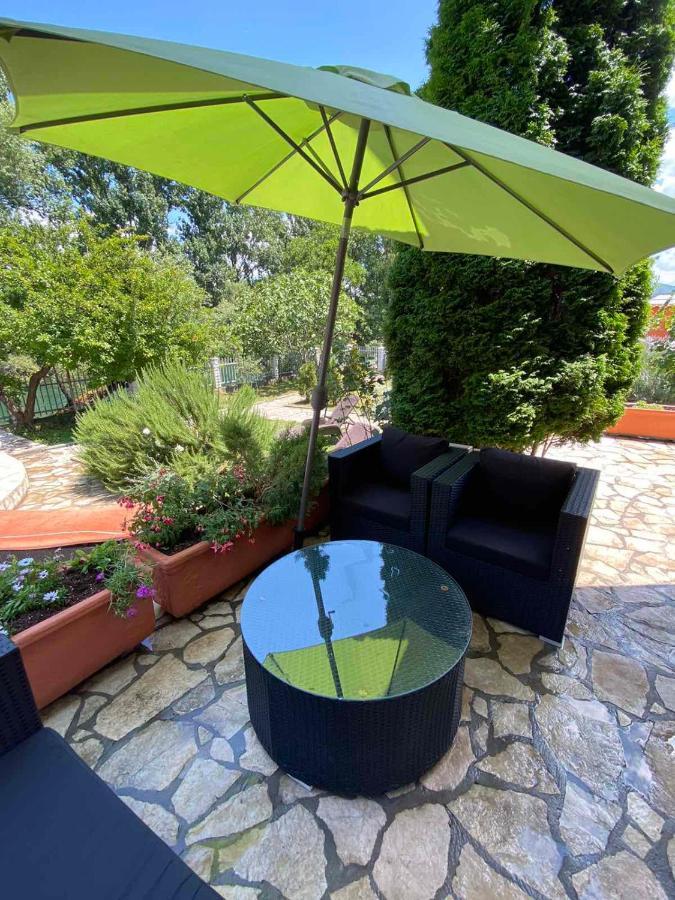 Private Riverside Villa Silvia Μόσταρ Εξωτερικό φωτογραφία