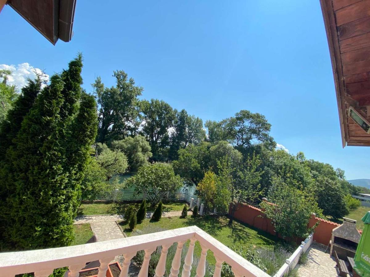 Private Riverside Villa Silvia Μόσταρ Εξωτερικό φωτογραφία