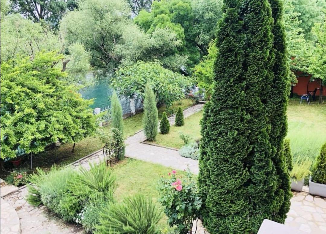 Private Riverside Villa Silvia Μόσταρ Εξωτερικό φωτογραφία