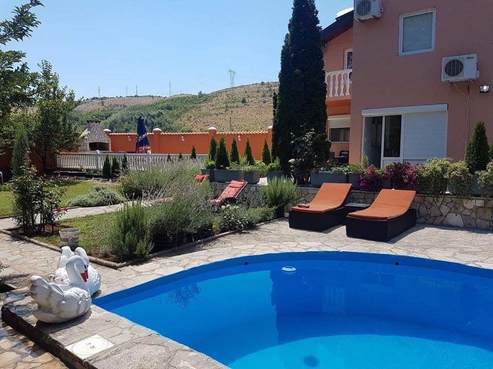 Private Riverside Villa Silvia Μόσταρ Εξωτερικό φωτογραφία